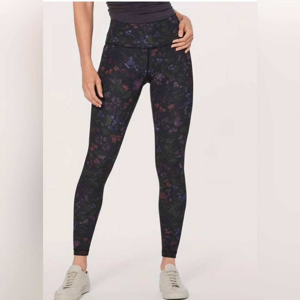 EUC- Lululemon high rise luxtreme legging-28in- Sz4